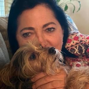 Meet your Posher, Sharon roy